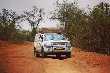 NOMÁDI: Šest týdnů pod jižním křížem s autem z půjčovny